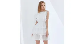 Robe Blanche Taille Haute à Plumetis et Volants GEMINA